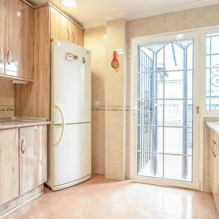 Beautiful In With Kitchenette * Nerja
