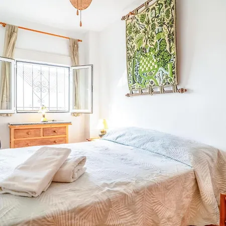 Beautiful In With Kitchenette *