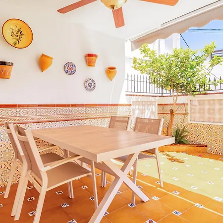 Beautiful In With Kitchenette * Nerja